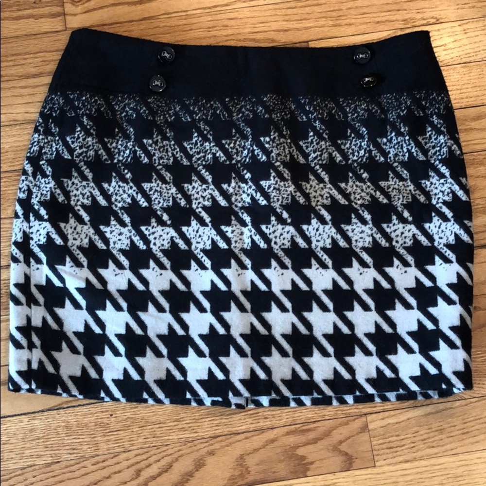 The Limited houndstooth skirt